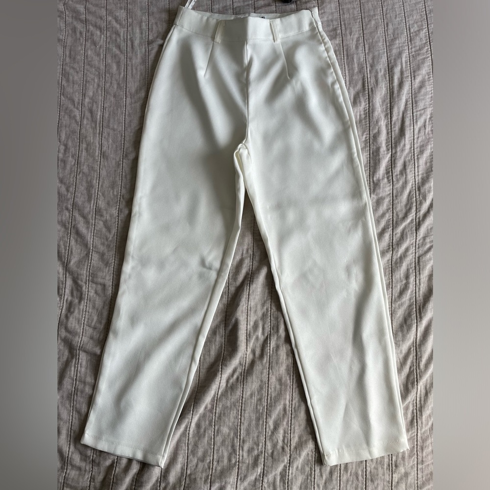 NWT - Missguided Petite High Rise Cigarette Trouser Pants (Never Worn)